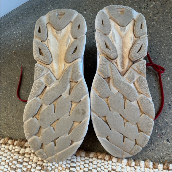 HOKA Clifton Edge - Picture 5 of 5